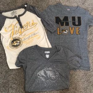 Mizzou shirt bundle. All fit like M/L.